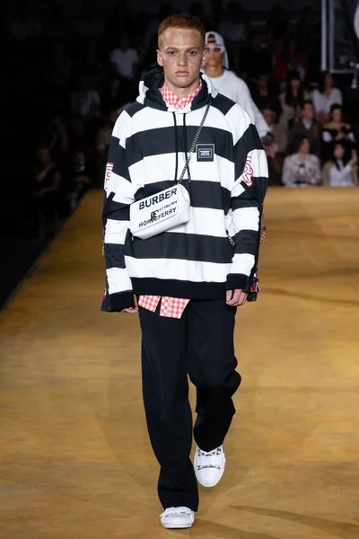 Look 92